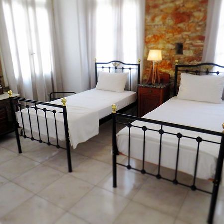 Axilleion Boutique Hotel Ermoupoli Bagian luar foto