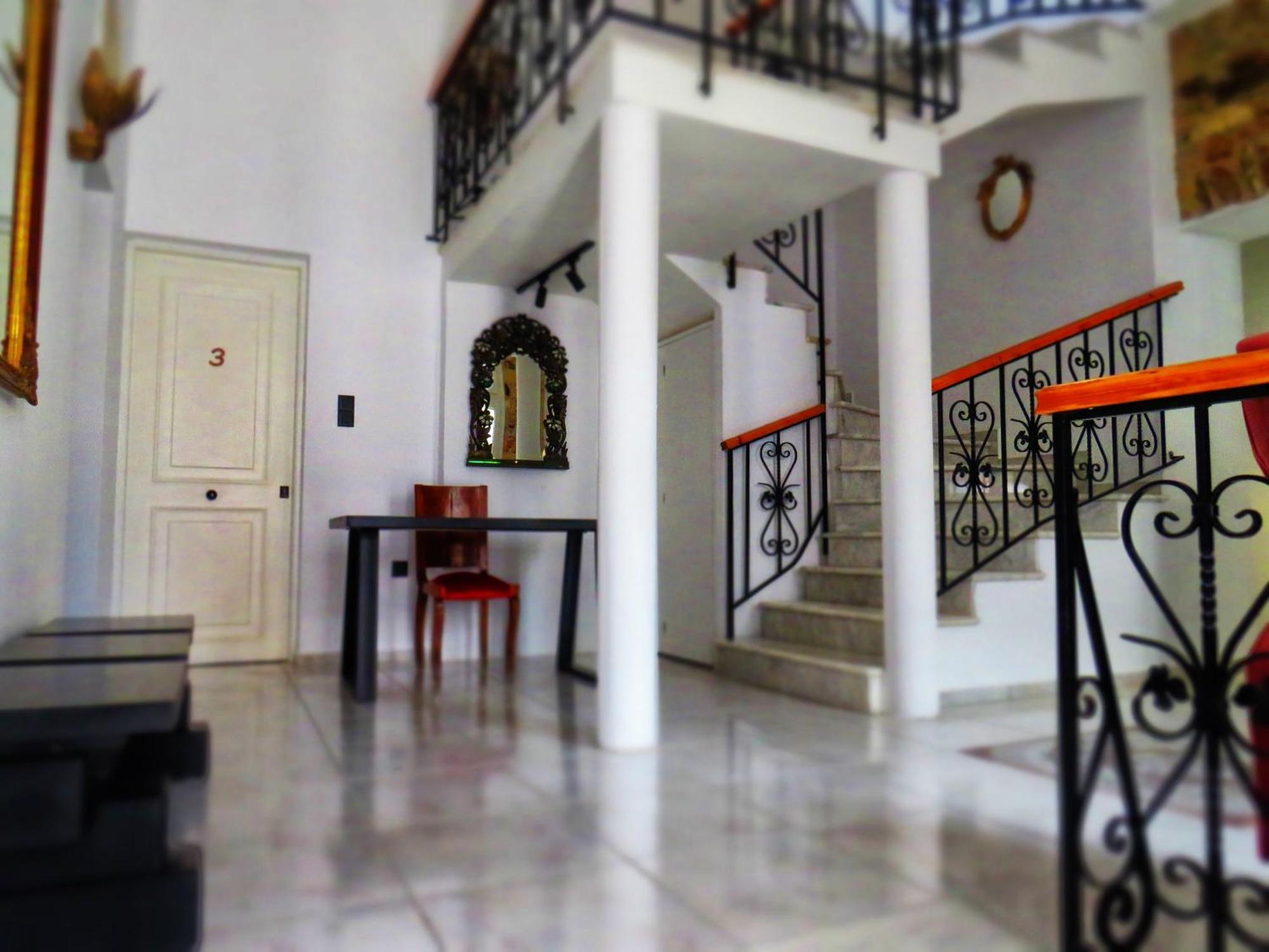 Axilleion Boutique Hotel Ermoupoli Bagian luar foto