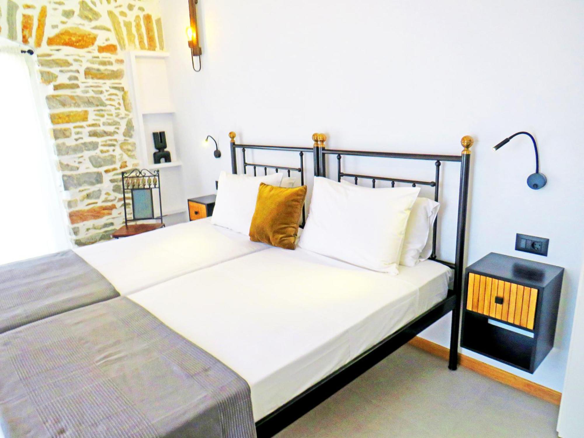 Axilleion Boutique Hotel Ermoupoli Bagian luar foto