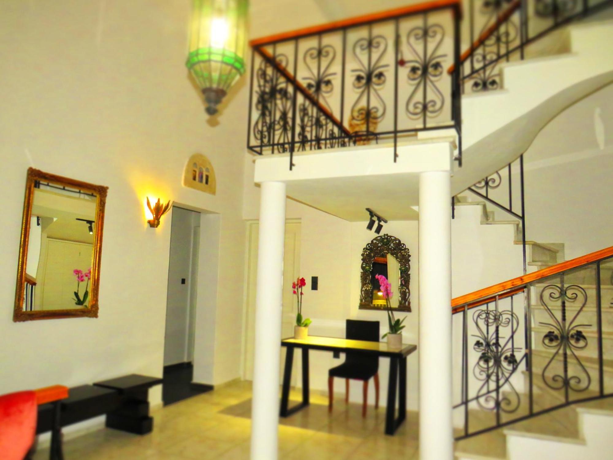 Axilleion Boutique Hotel Ermoupoli Bagian luar foto