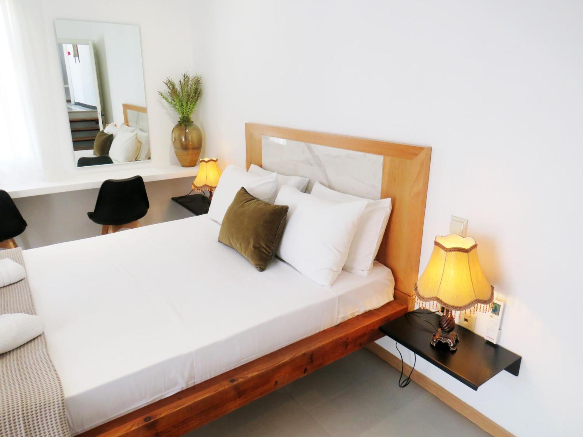 Axilleion Boutique Hotel Ermoupoli Bagian luar foto